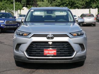 Used 2025 Toyota Grand Highlander AWD video 2