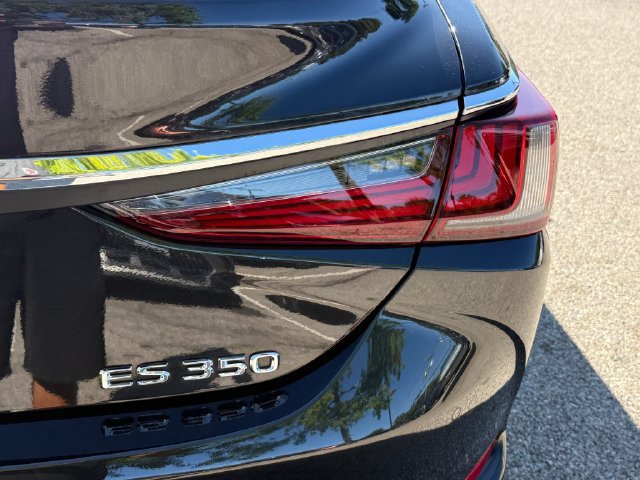 Certified 2024 Lexus ES 350 w/ Premium Package FWD image 30