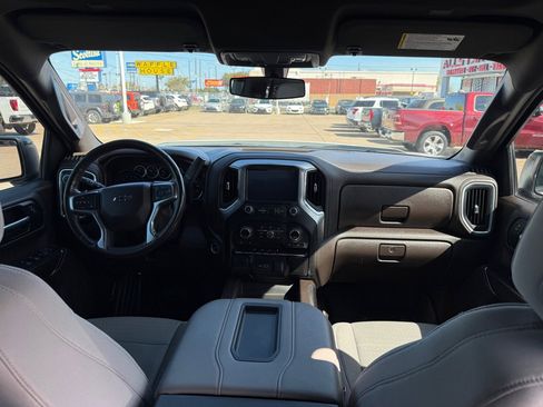 Used 2021 Chevrolet Silverado 1500 LT Trail Boss w/ Bed Protection Package image 13