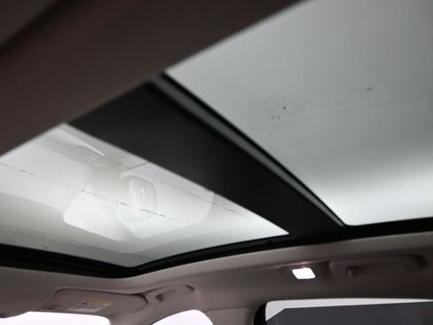 Used 2022 Ford Escape SEL image 23