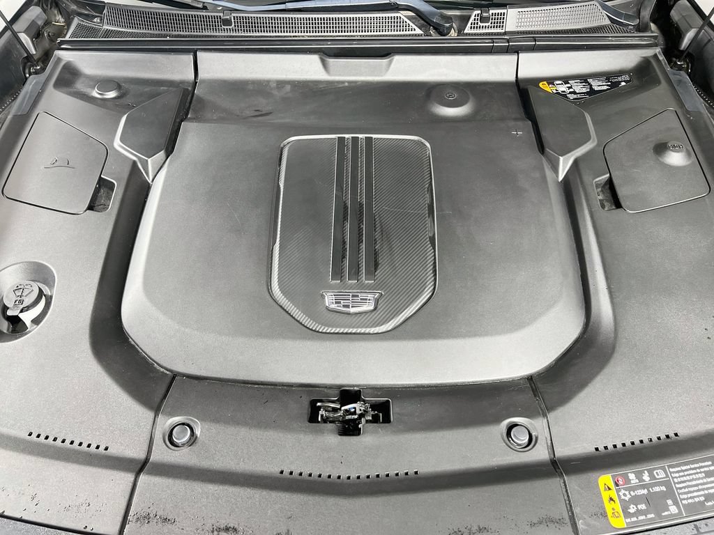 Used 2024 Cadillac Lyriq Sport w/ LPO, Floor Liner Package AWD/4WD image 30