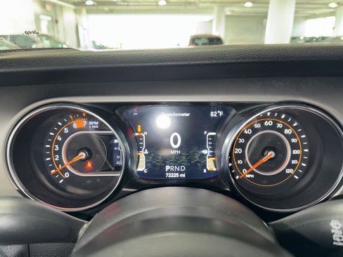Used 2021 Jeep Wrangler Unlimited Sport AWD/4WD image 24
