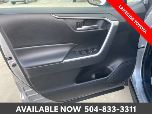 Certified 2025 Toyota RAV4 XLE FWD image 24