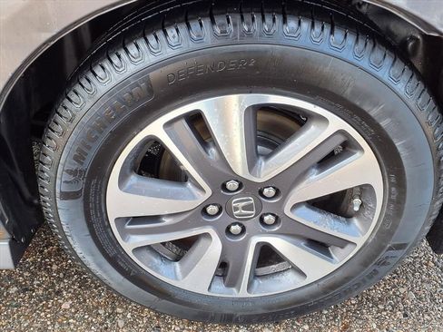 Used 2014 Honda Odyssey Touring image 9