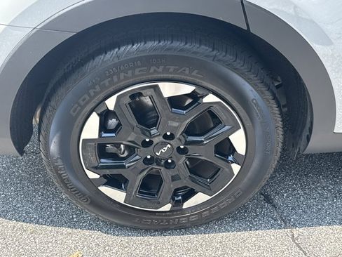 Used 2025 Kia Sorento S w/ Panoramic Sunroof Package FWD image 18