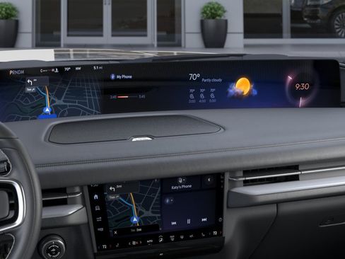 New 2026 Lincoln Navigator Premiere AWD/4WD image 14