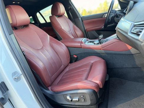 Used 2021 BMW X6 xDrive40i w/ Convenience Package image 9