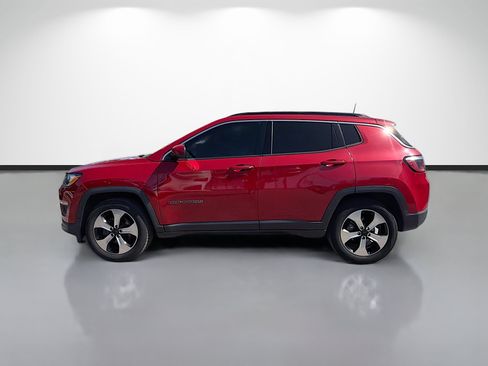 Used 2018 Jeep Compass Latitude w/ Popular Equipment Group FWD image 6