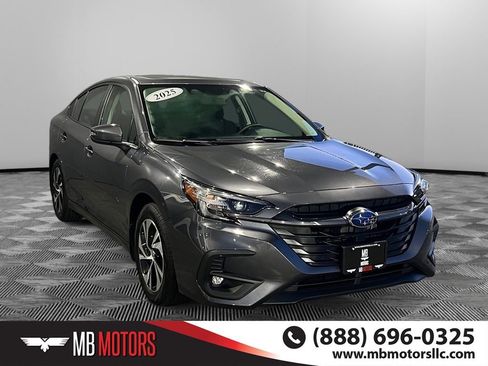 Used 2025 Subaru Legacy Premium image 1