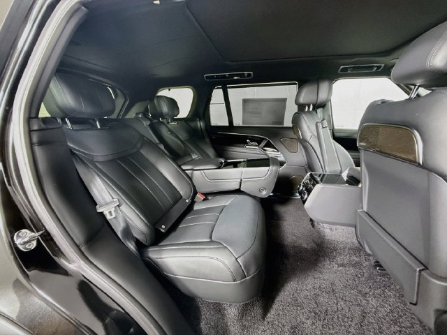 New 2027 Land Rover Range Rover Long Wheelbase Autobiography AWD/4WD image 29