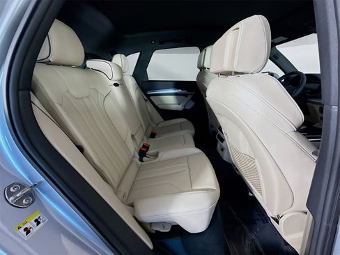 Certified 2025 Audi Q5 2.0T Premium Plus w/ Premium Plus Package image 29