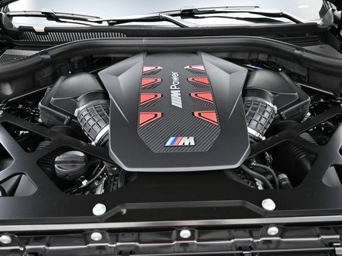 New 2026 BMW X5 M Competition w/ Executive Package AWD/4WD image 18