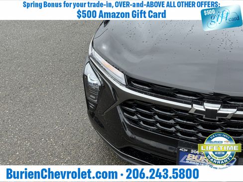 Used 2025 Chevrolet Trax RS w/ Sunroof Package image 40