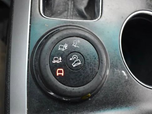 Used 2012 Ford Explorer XLT image 32