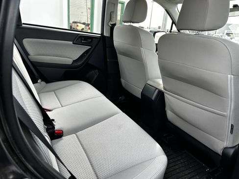 Used 2017 Subaru Forester 2.5i image 11