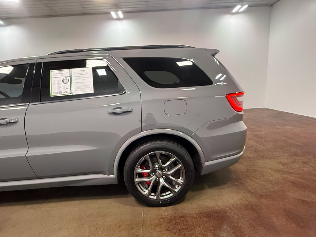 Used 2022 Dodge Durango R/T w/ Tow 'N Go Package AWD/4WD image 36
