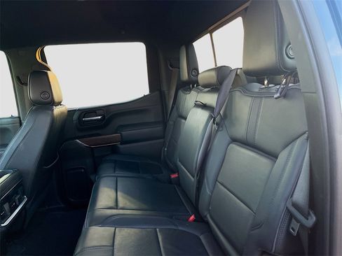 Used 2022 Chevrolet Silverado 1500 High Country image 25