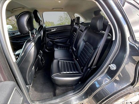 Used 2019 Ford Edge SEL w/ Cold Weather Package image 21