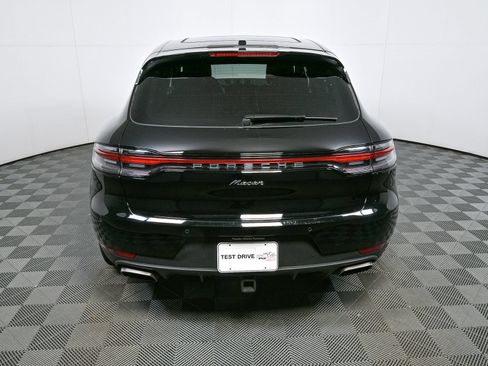 Certified 2020 Porsche Macan AWD/4WD image 33