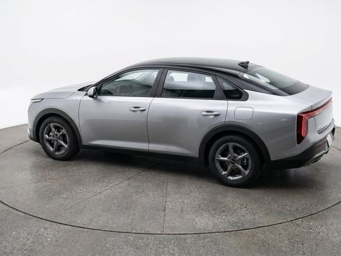 Used 2025 Kia K4 FWD image 6