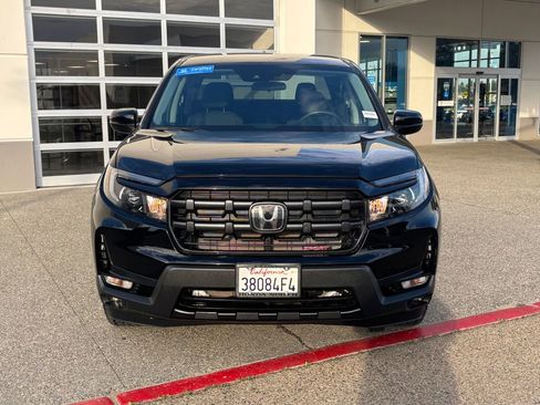 Used 2025 Honda Ridgeline Sport+ image 2