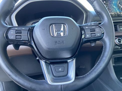 Used 2025 Honda Pilot Elite image 38