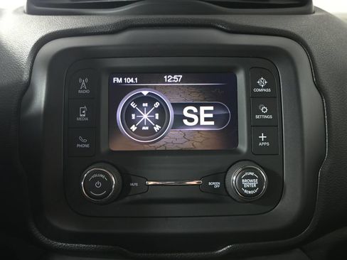 Used 2018 Jeep Renegade Sport w/ Power & Air Group AWD/4WD image 27