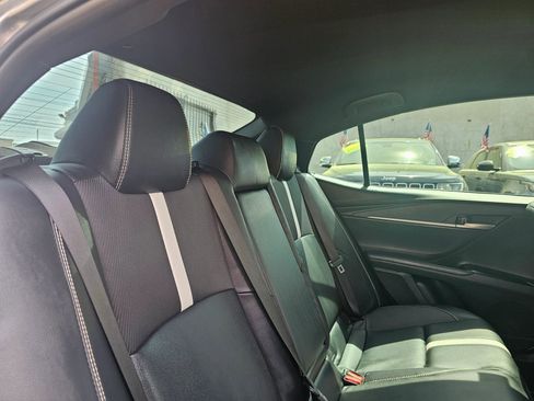 Used 2025 Toyota Camry SE w/ Convenience Package FWD image 34