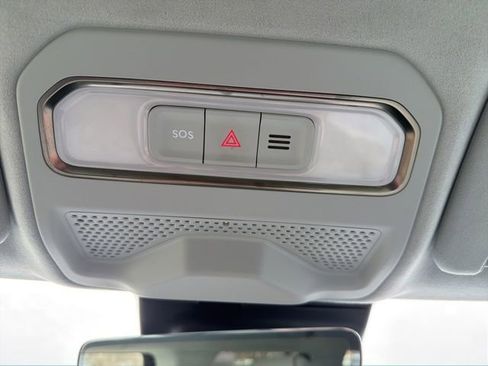 Used 2024 Rivian R1S Adventure image 61