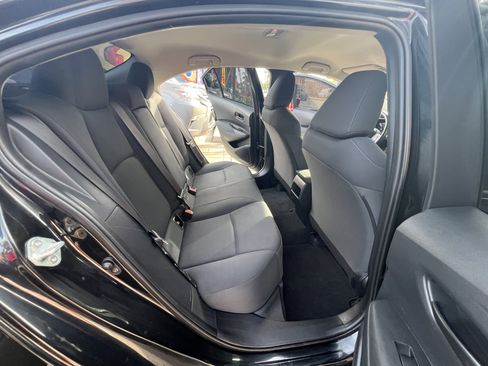 Used 2022 Toyota Corolla LE image 25