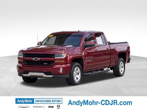 Used 2018 Chevrolet Silverado 1500 LT w/ All Star Edition AWD/4WD image 3