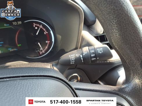 Used 2025 Toyota RAV4 XLE AWD/4WD image 24