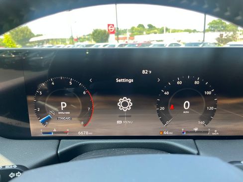 Certified 2026 Nissan Armada Platinum w/ Convenience Package RWD image 12