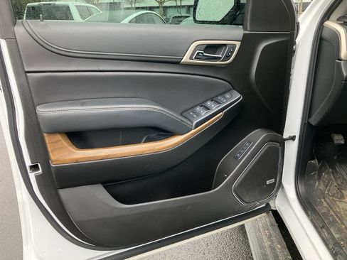 Used 2020 GMC Yukon Denali w/ Denali Ultimate Package image 8