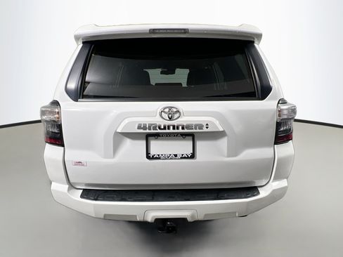 Used 2024 Toyota 4Runner SR5 Premium AWD/4WD image 6