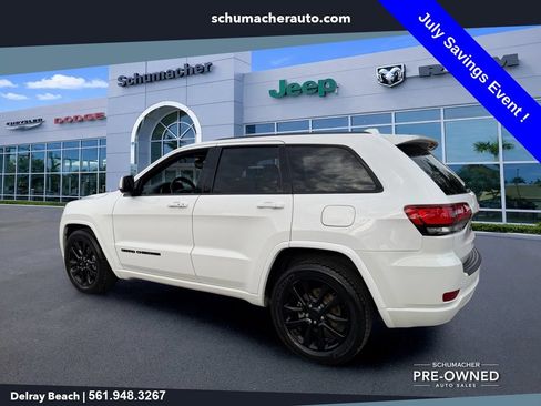 Used 2019 Jeep Grand Cherokee Altitude RWD image 5