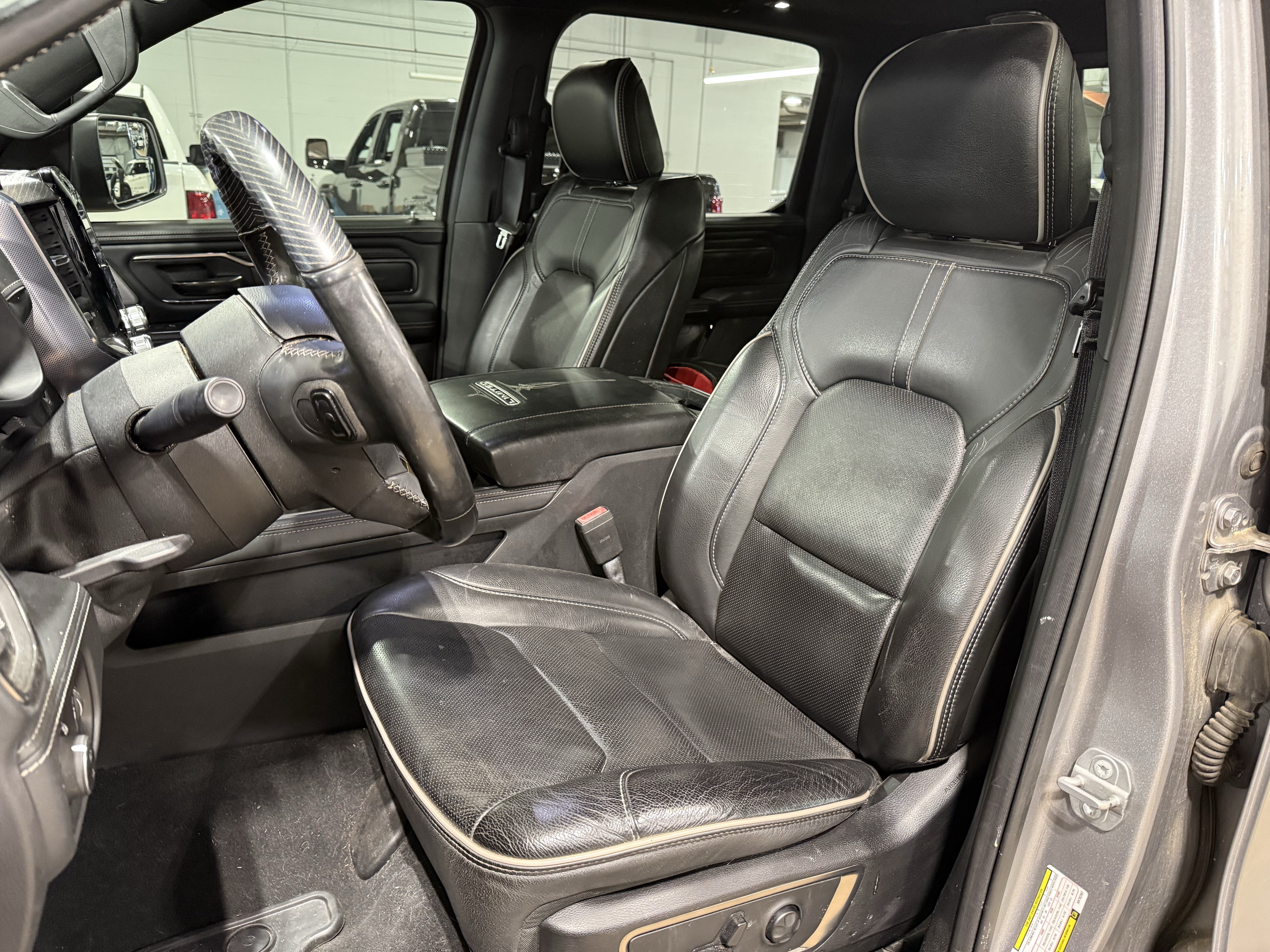 Used 2019 RAM 1500 Limited AWD/4WD image 7