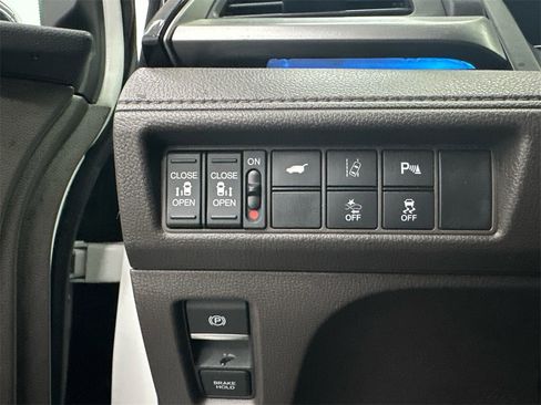 Used 2020 Honda Odyssey Elite image 37