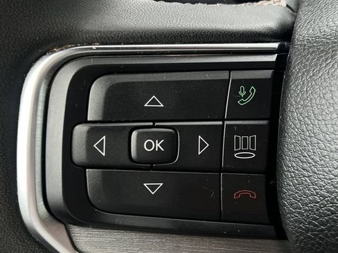 Used 2023 Jeep Wagoneer Series II AWD/4WD image 23