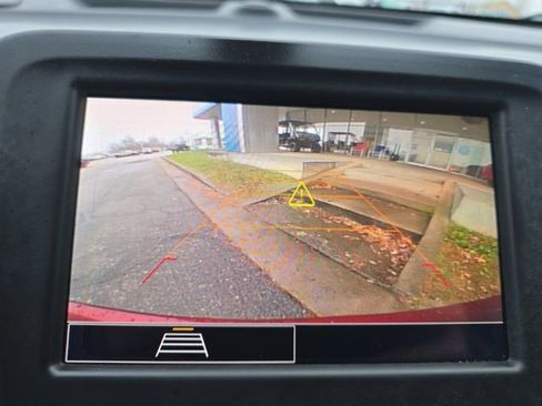 Used 2024 Chevrolet Equinox LT image 34