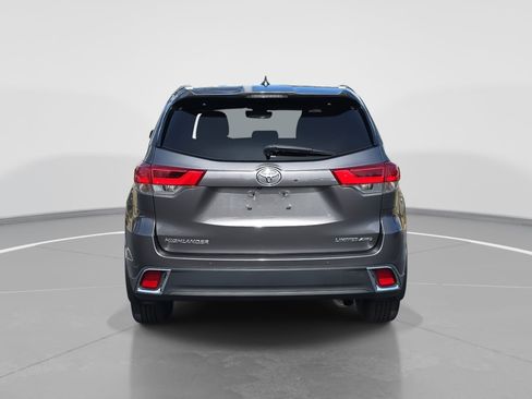 Used 2017 Toyota Highlander Limited image 6