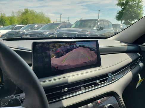 Used 2026 INFINITI QX60 Pure w/ Cargo Package image 16