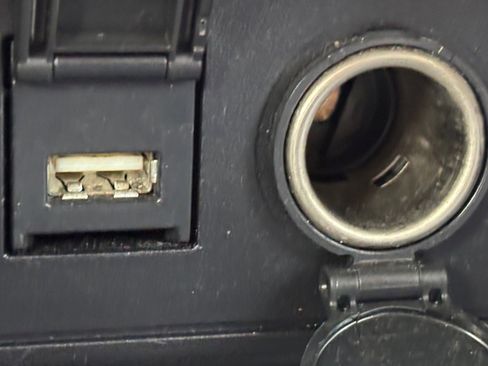 Used 2022 Toyota 4Runner SR5 Premium w/ Moonroof Package image 6