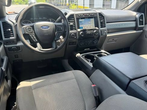 Used 2018 Ford F450 XLT w/ XLT Premium Package AWD/4WD image 7