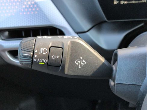 Used 2026 BMW M235i xDrive AWD/4WD image 29