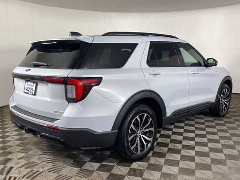 Used 2026 Ford Explorer ST-Line AWD/4WD image 25