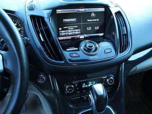 Used 2014 Ford Escape Titanium AWD/4WD image 28