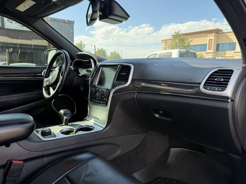 Used 2015 Jeep Grand Cherokee High Altitude AWD/4WD image 30