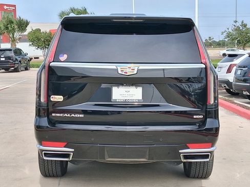 Used 2023 Cadillac Escalade ESV Premium Luxury RWD image 5
