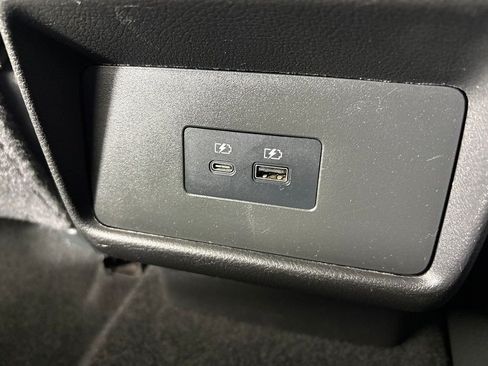 Used 2023 Nissan Rogue SV FWD image 32